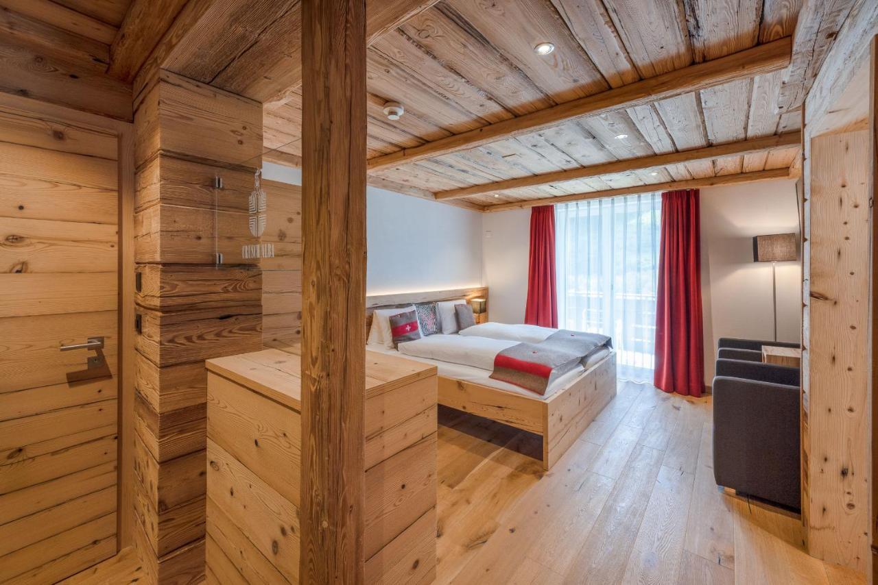 Hotel Crusch Alba Swiss Lodge Zernez Exterior photo