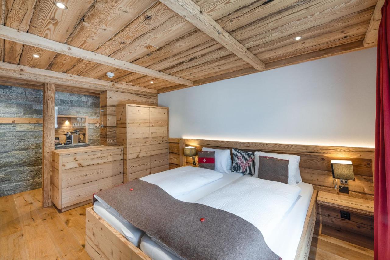 Hotel Crusch Alba Swiss Lodge Zernez Exterior photo