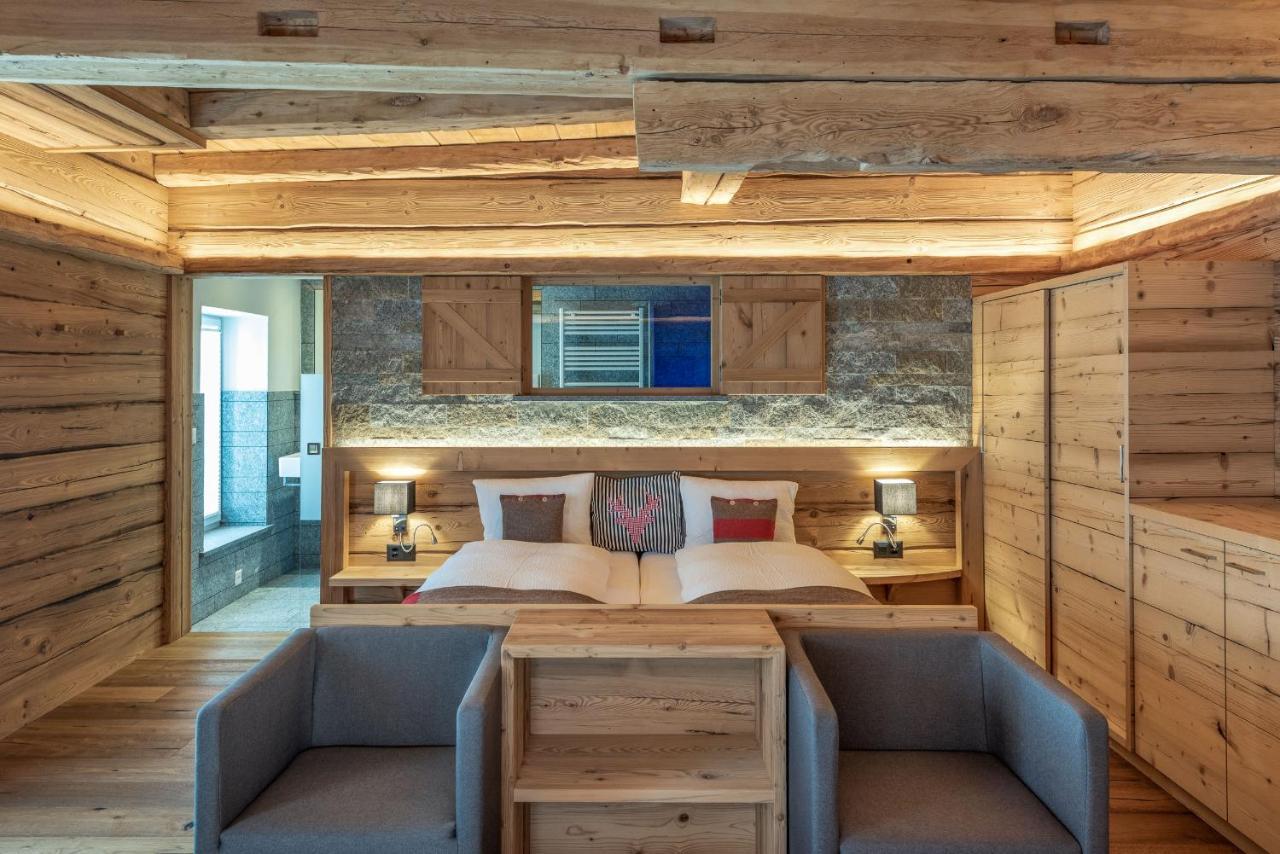Hotel Crusch Alba Swiss Lodge Zernez Exterior photo